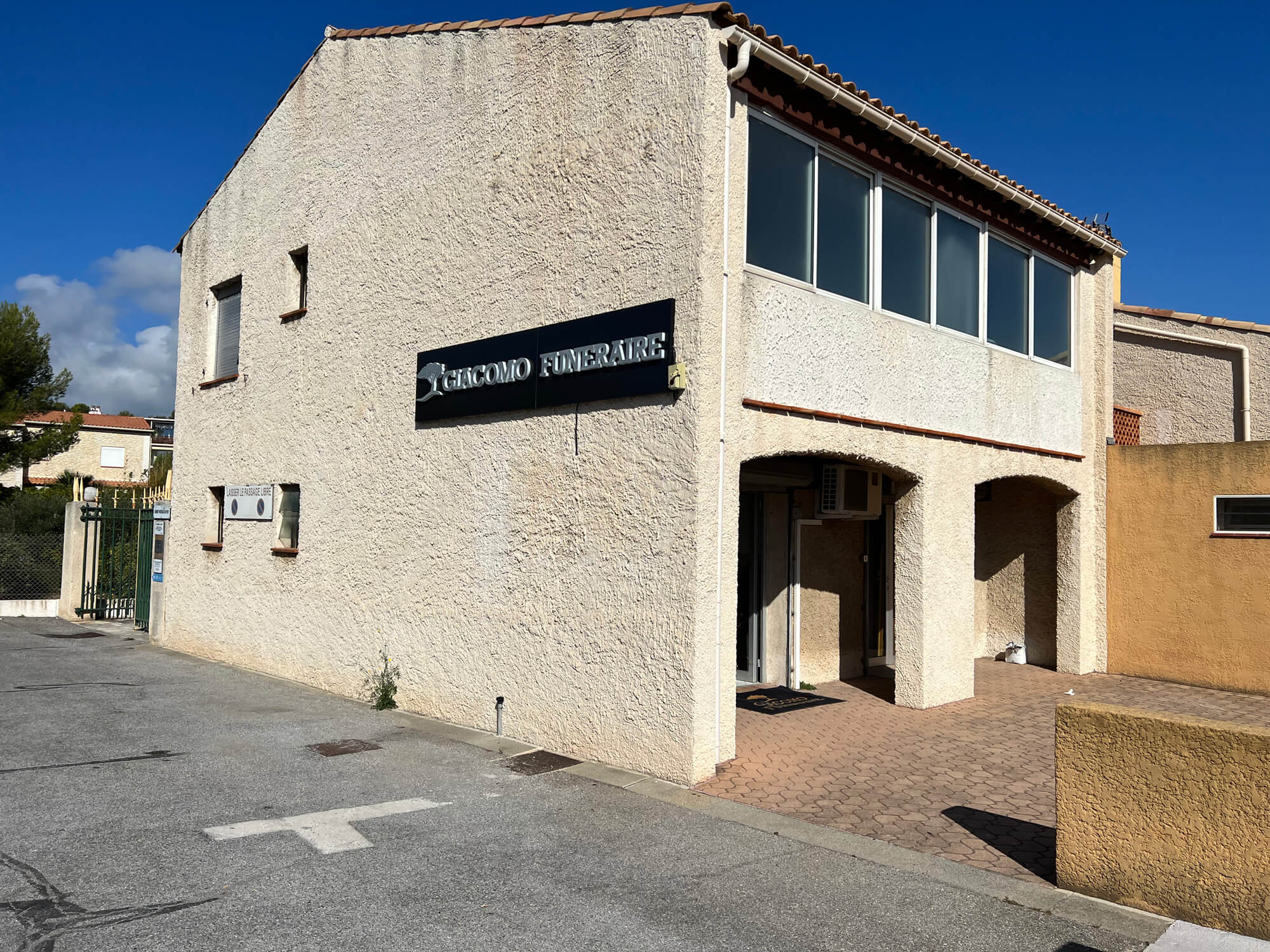 Photo de Pompes Funèbres et Marbrerie GIACOMO Funéraire